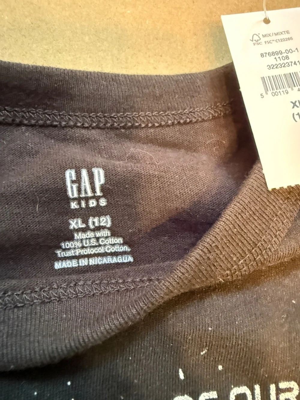GAP Boys Graphic Tees & Polo XL (12) - set of 5 NWT